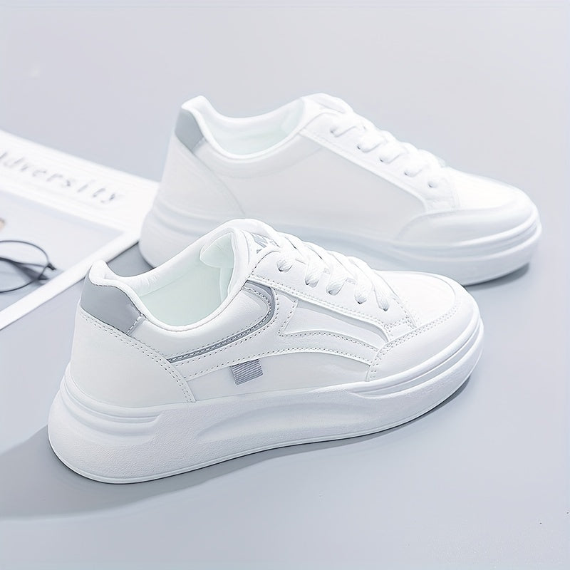 Zapatillas blancas chic de comodidad ligera