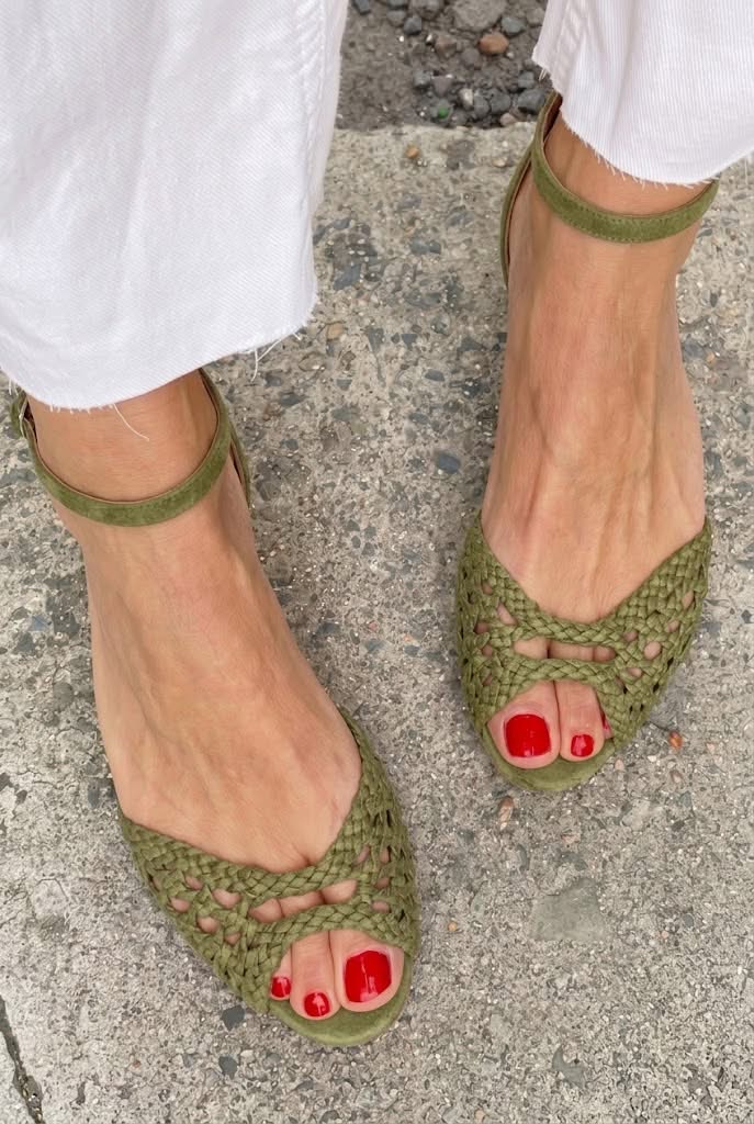 Araceli - Sandalias Trenzadas Elegantes para Verano